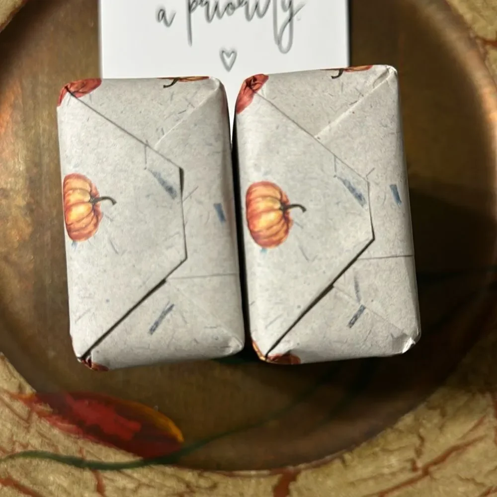 CASTELBEL LIMITED EDITION Autumn Leaves & Pumpkins Please Scented Soap Bars 2pk